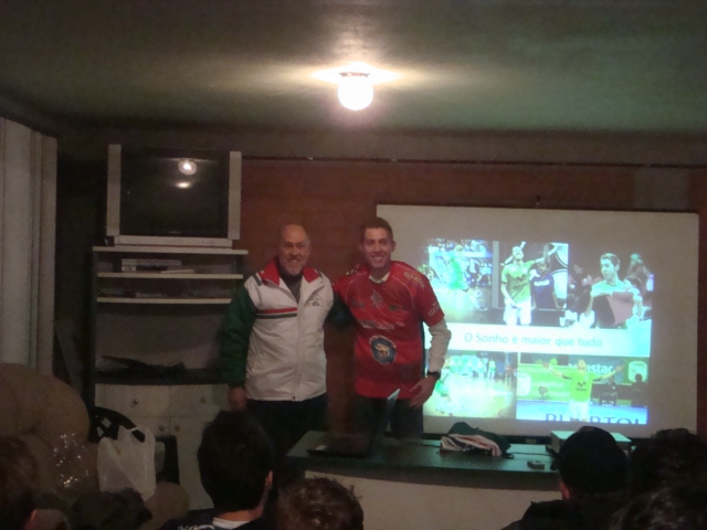 EX ATLETA JONI GOOL NA CALÇADA DA FAMA