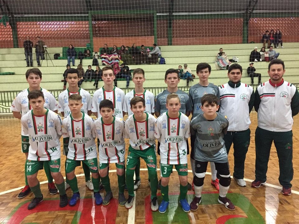 Felipe Simioni marca cinco vezes em goleada da JONI GOOL/Piscinas São Miguel/Laboratório Oliveira