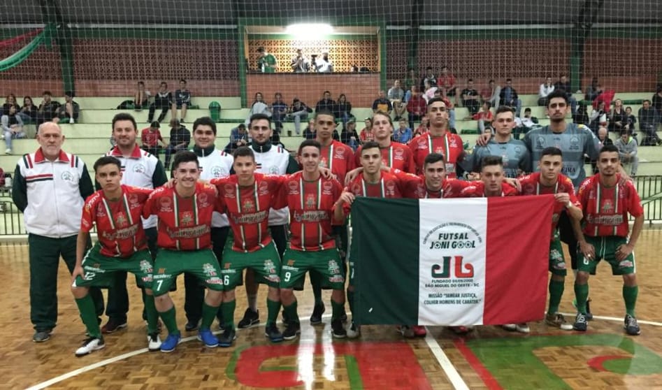 JONI GOOL/Piscinas São Miguel/Laboratório Oliveira goleia Joaçaba na semifinal da LCF Sub 18