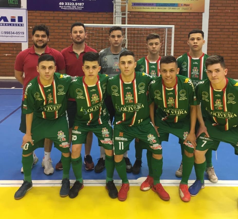 JONI GOOL/Piscinas São Miguel/Laboratório Oliveira vence e consolida liderança na LCF Sub 16