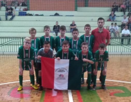 Sub 12 encerra quadrangular da Liga Catarinense de Futsal em primeiro lugar