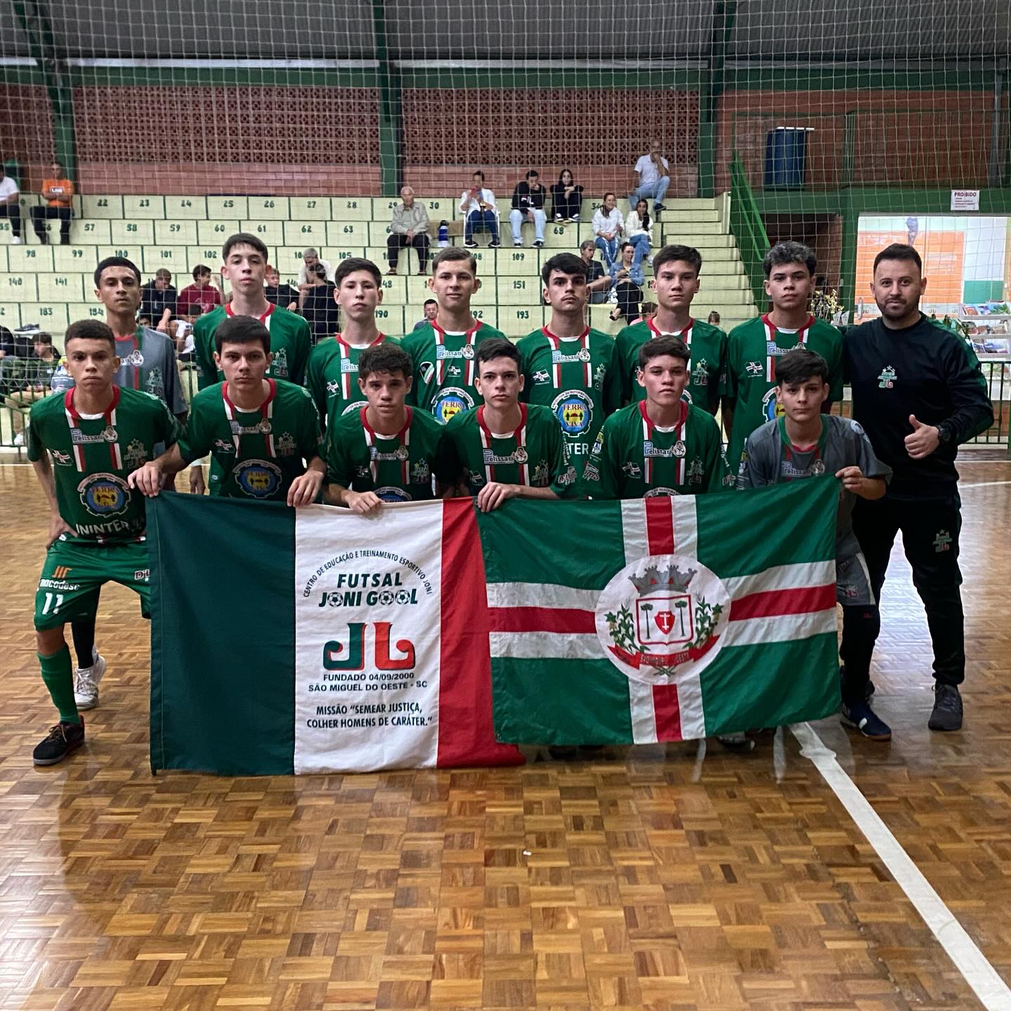 Sub 16 e sub 18 vencem na estreia da Copa Regional Oeste