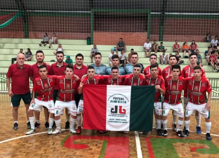 Sub 17 supera a ADFT/Tubarão Futsal e avança às quartas de final do Campeonato Catarinense