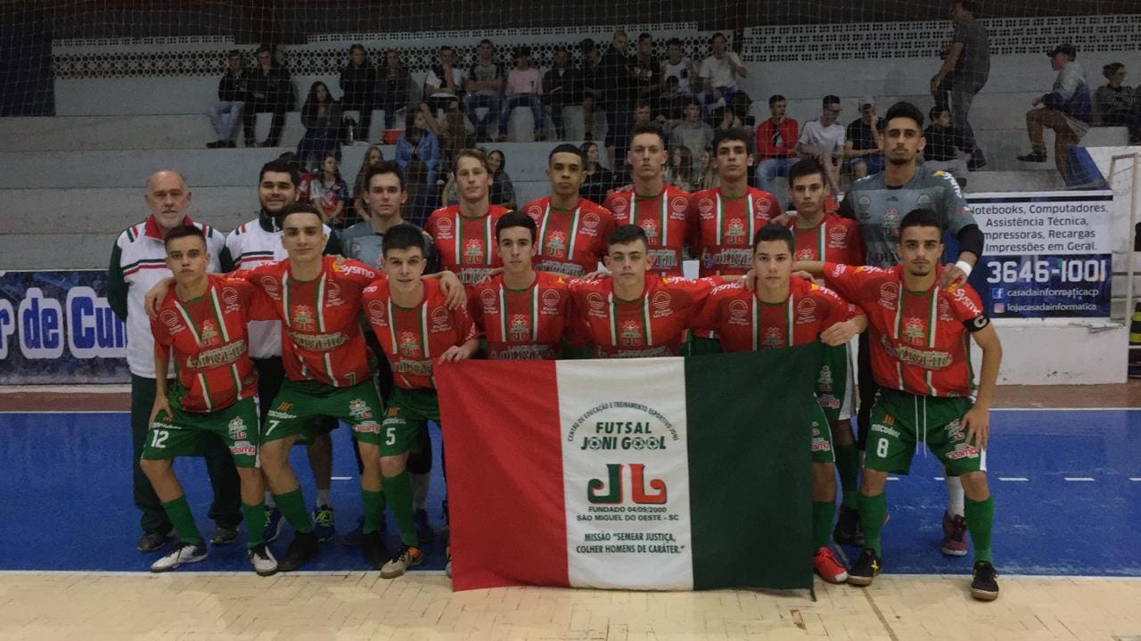 Sub 18 vence e mantém liderança da Liga Catarinense de Futsal