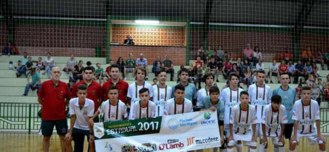 SUB 15 - ESTRÉIA COM VITÓRIA