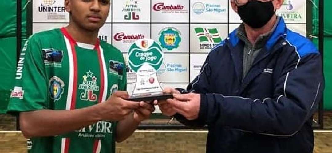 Andeílson Mendes é o "Craque do Jogo - Britador Oeste"