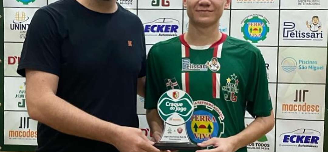 José Henrique eleito o Craque do Jogo, oferecimento Macodesc