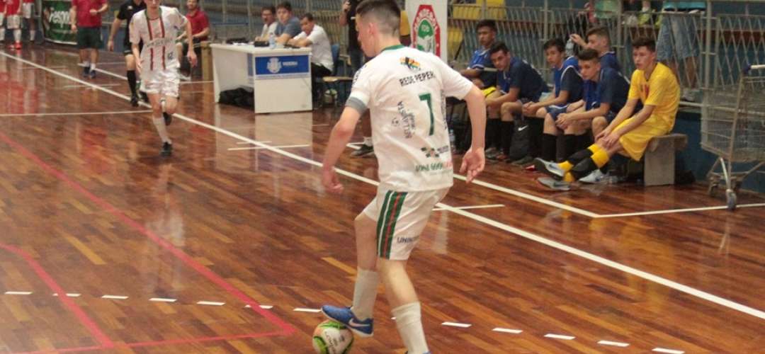 São Miguel do Oeste faz grande campanha, mas se despede da OLESC com derrota na prorrogação