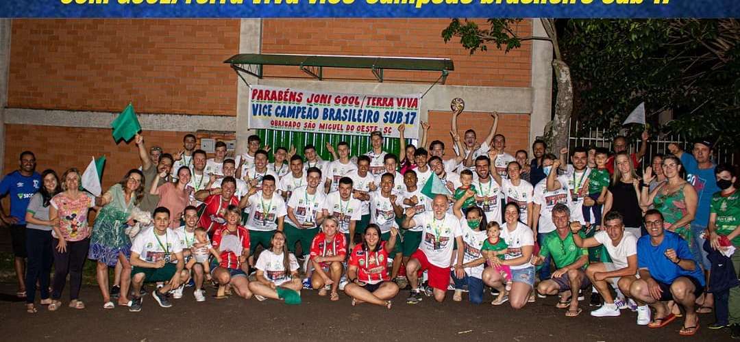 Vice-campeões são recebidos com festa em São Miguel do Oeste