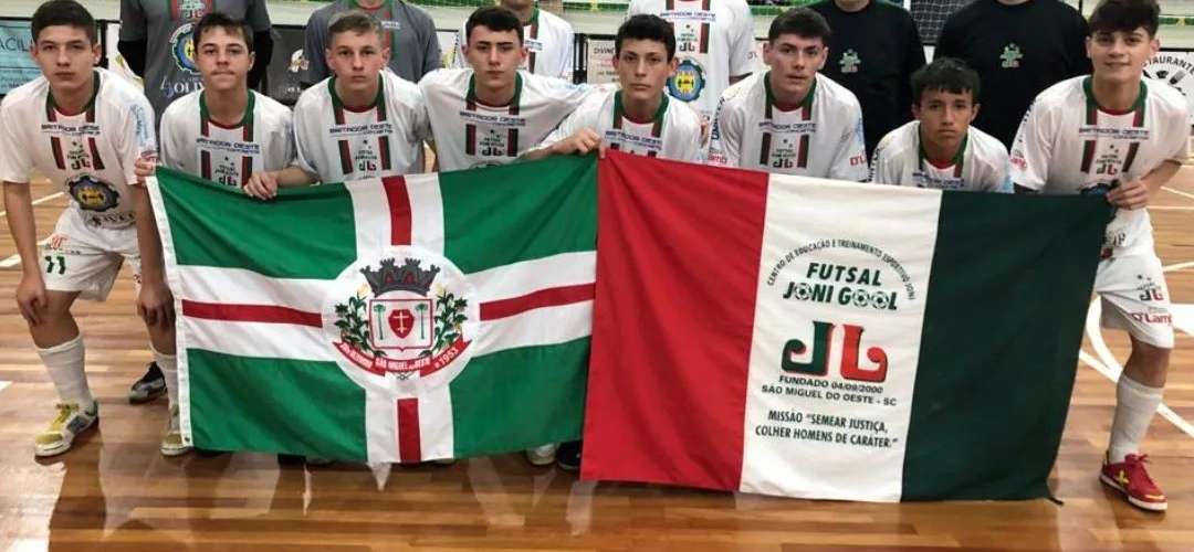 Vitória e classificação para a semifinal da OLESC